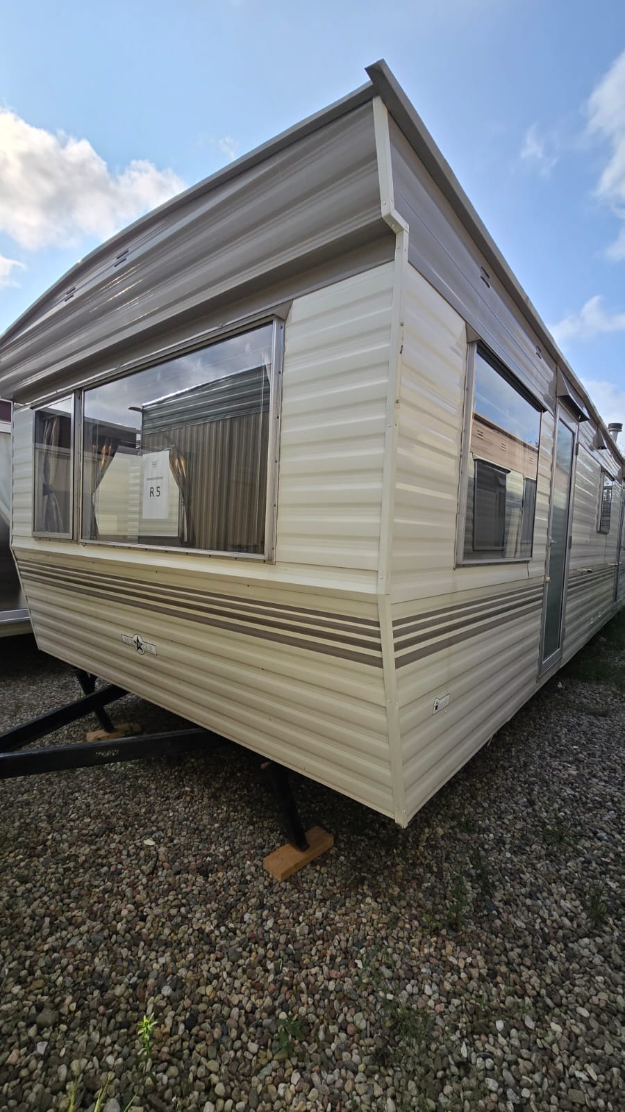 PROMOCJA 2025!!! DOMEK HOLENDERSKI SEZONOWY  – 2 SYPIALNIANY NR 5 3,1 m x 8,8 m